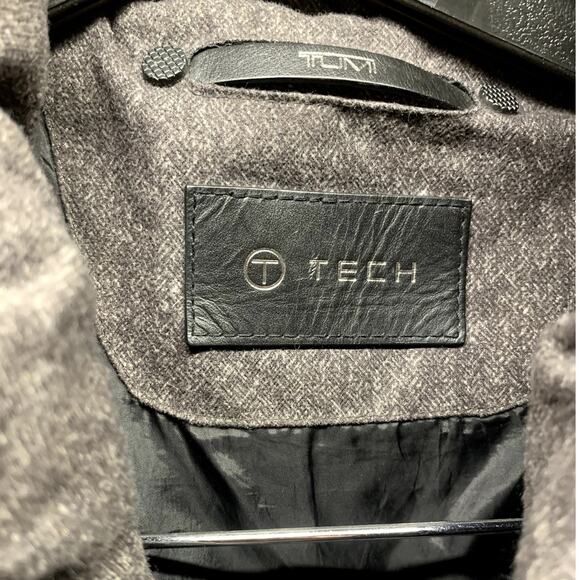 Tumi Tech Puffer Quilted Jacket - Picture 7 of 12